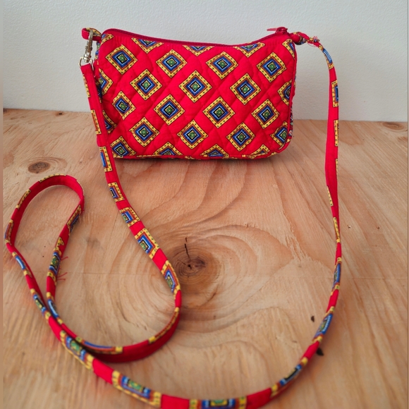 Vera Bradley Small Shoulder Crossbody Bag in Red/Blue/Yellow - Picture 1 of 8